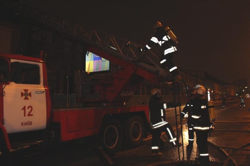 В Киеве ночью горело офисное здание